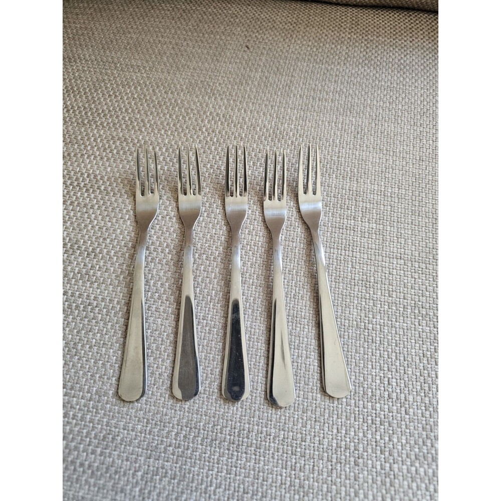 5 Norpro 18/10 Stainless Steel Appetizer Cocktail Forks